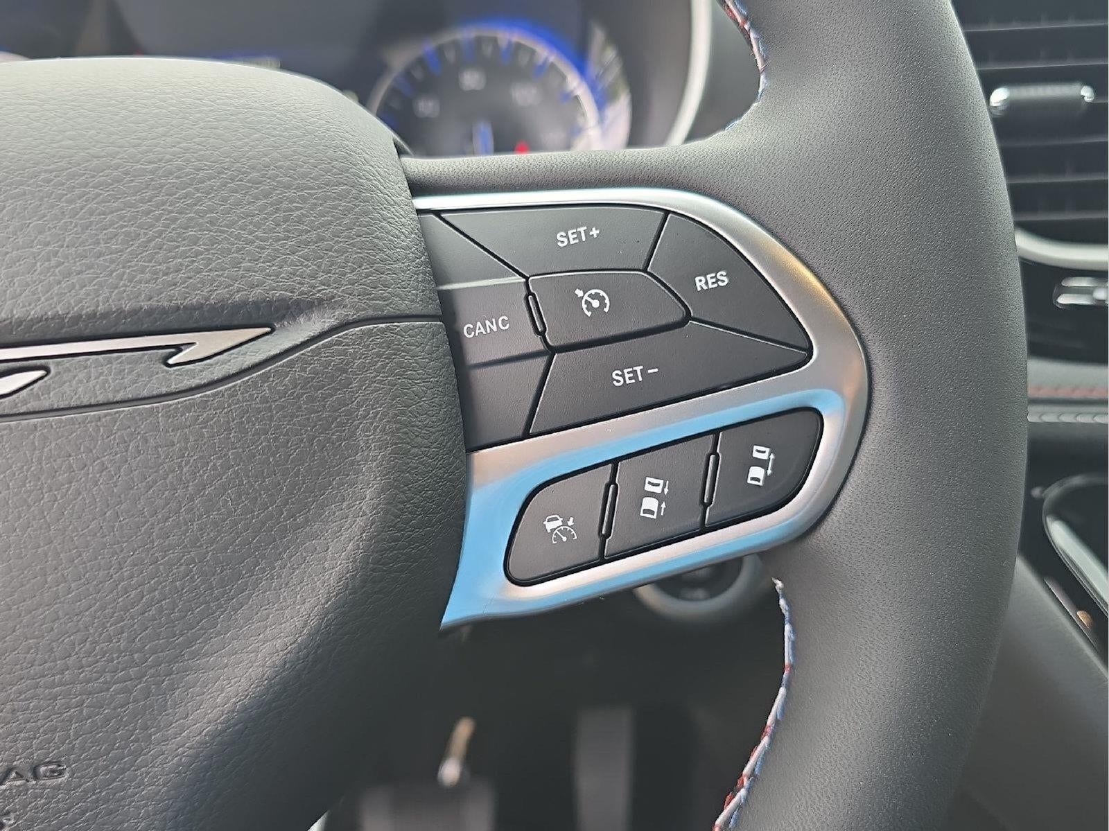 2027 Chrysler Pacifica PACIFICA SELECT