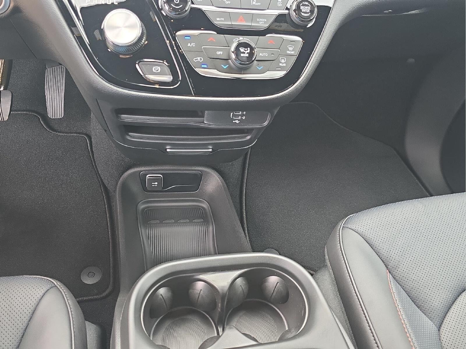 2027 Chrysler Pacifica PACIFICA SELECT