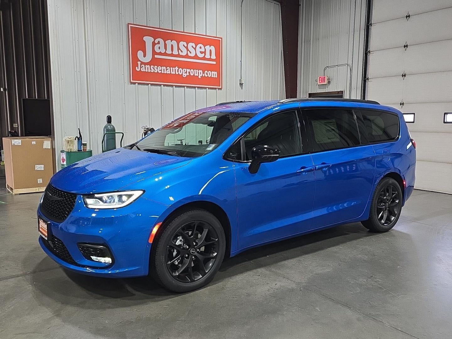 2026 Chrysler Pacifica PACIFICA SELECT