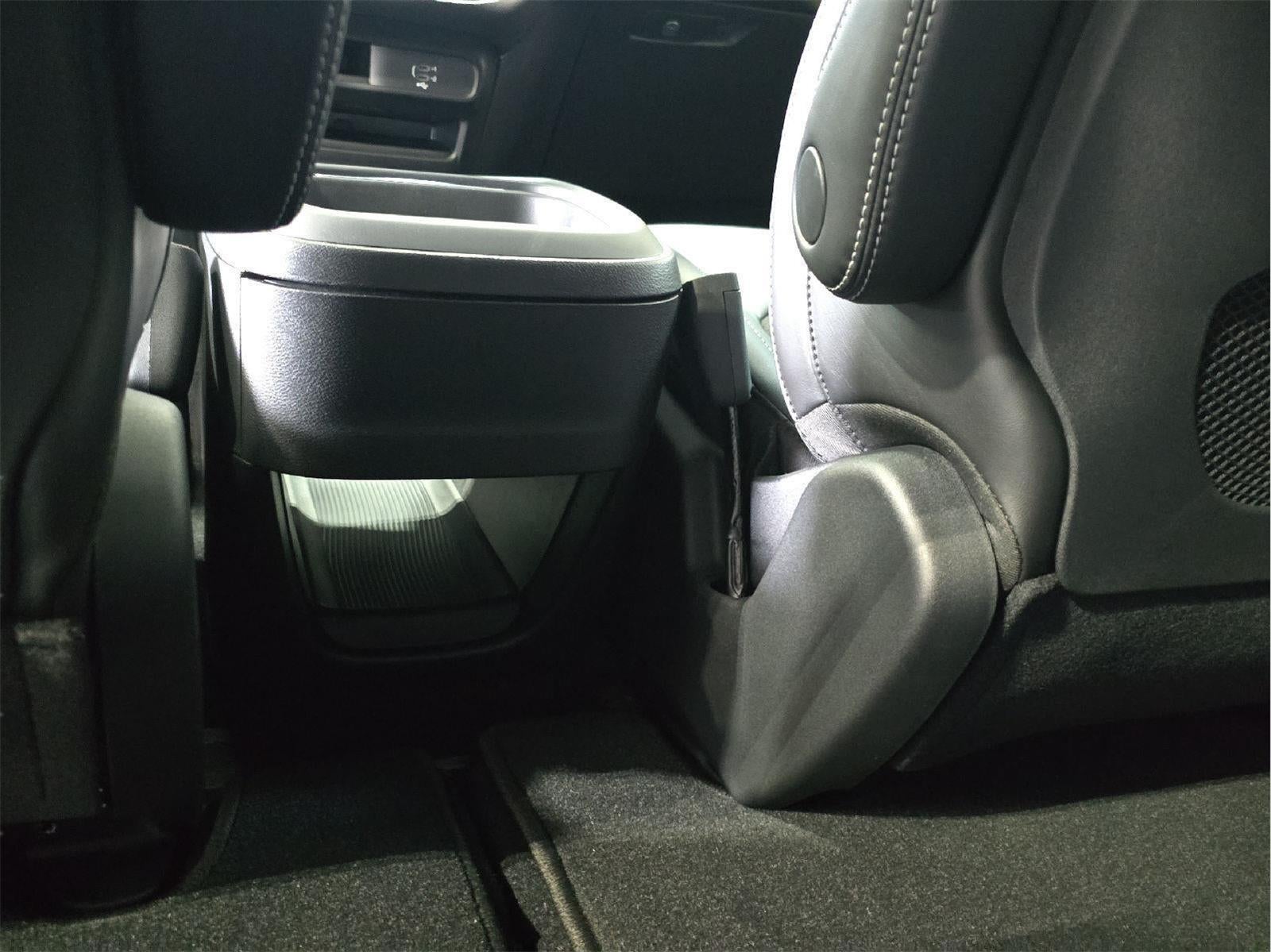2027 Chrysler Pacifica PACIFICA SELECT AWD