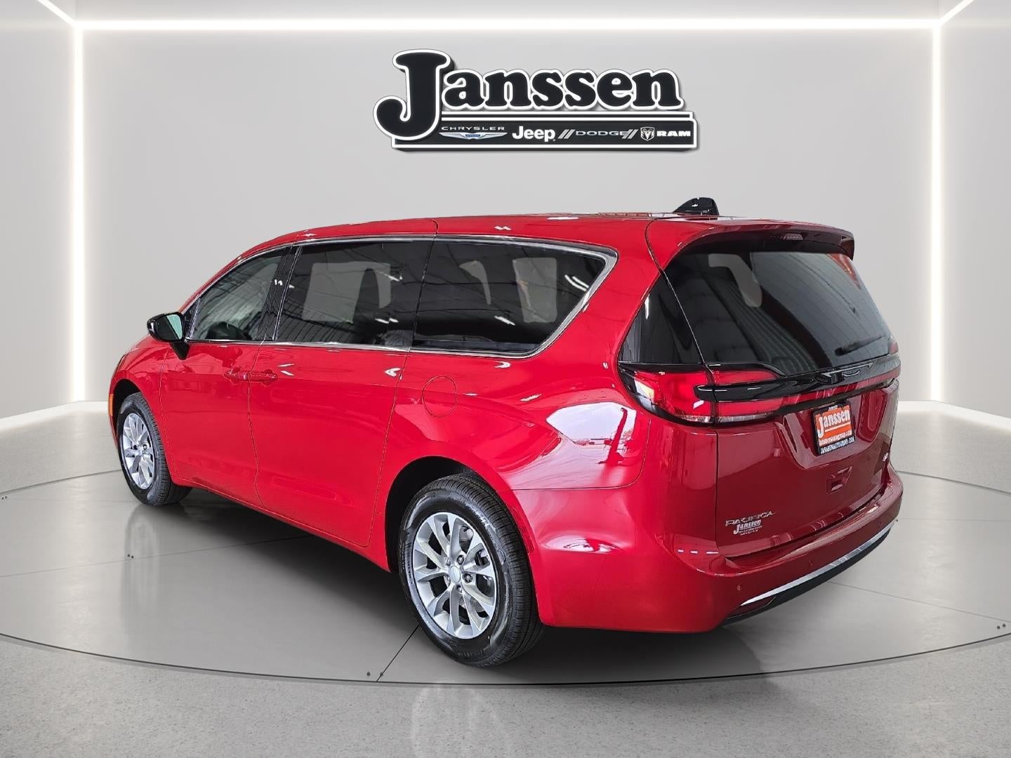2027 Chrysler Pacifica PACIFICA SELECT AWD