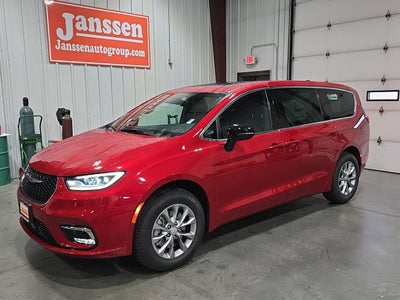 2026 Chrysler Pacifica PACIFICA SELECT AWD