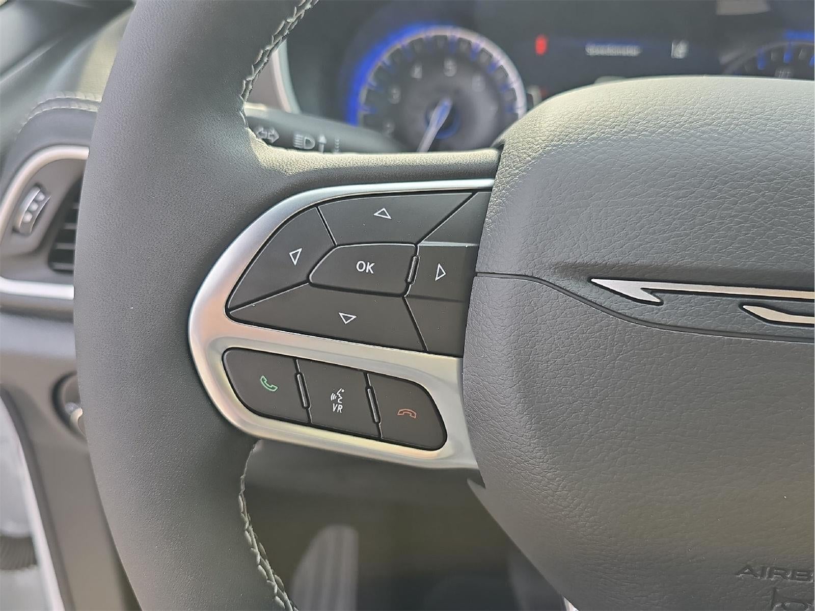 2027 Chrysler Pacifica PACIFICA SELECT AWD