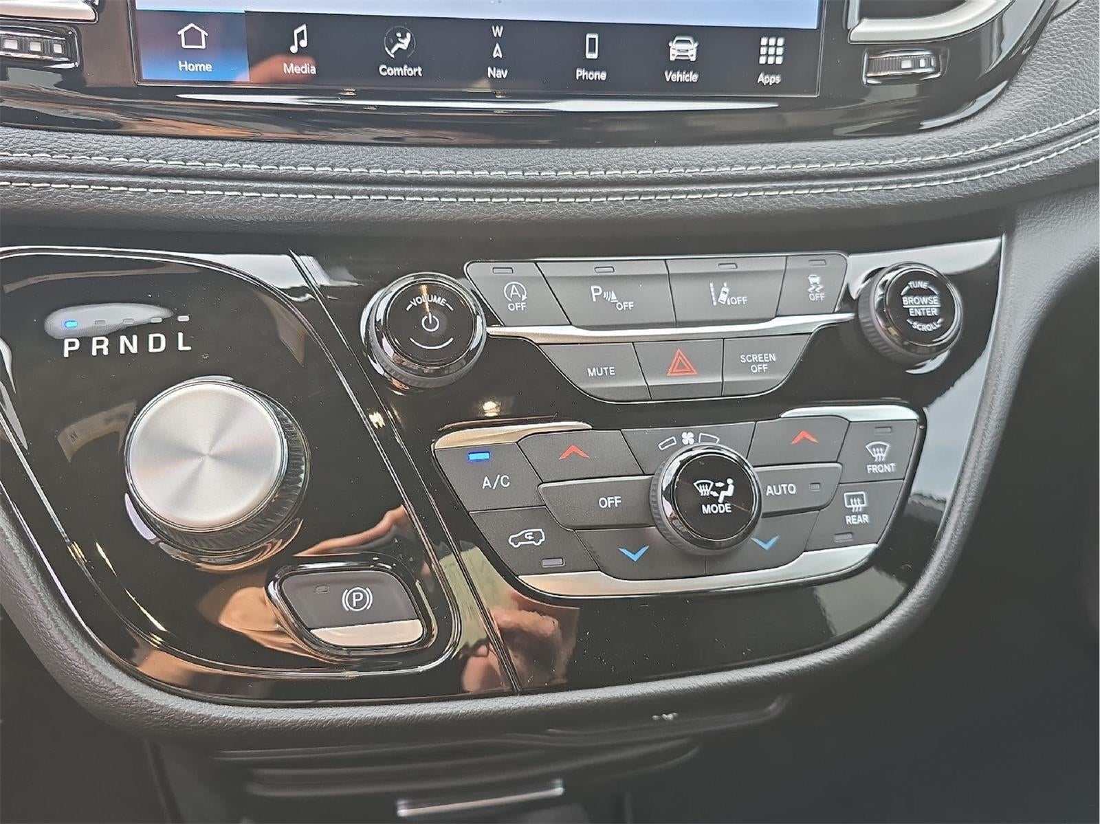 2027 Chrysler Pacifica PACIFICA SELECT AWD