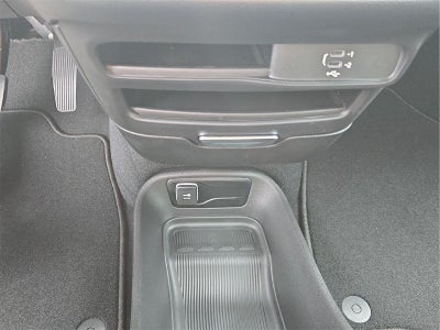 2027 Chrysler Pacifica PACIFICA SELECT AWD