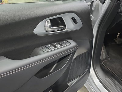 2026 Chrysler Pacifica PACIFICA LIMITED AWD