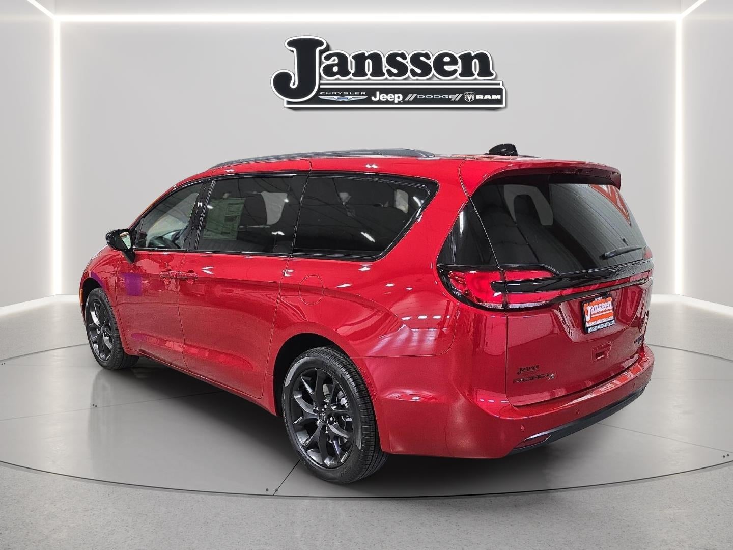 2026 Chrysler Pacifica PACIFICA LIMITED AWD