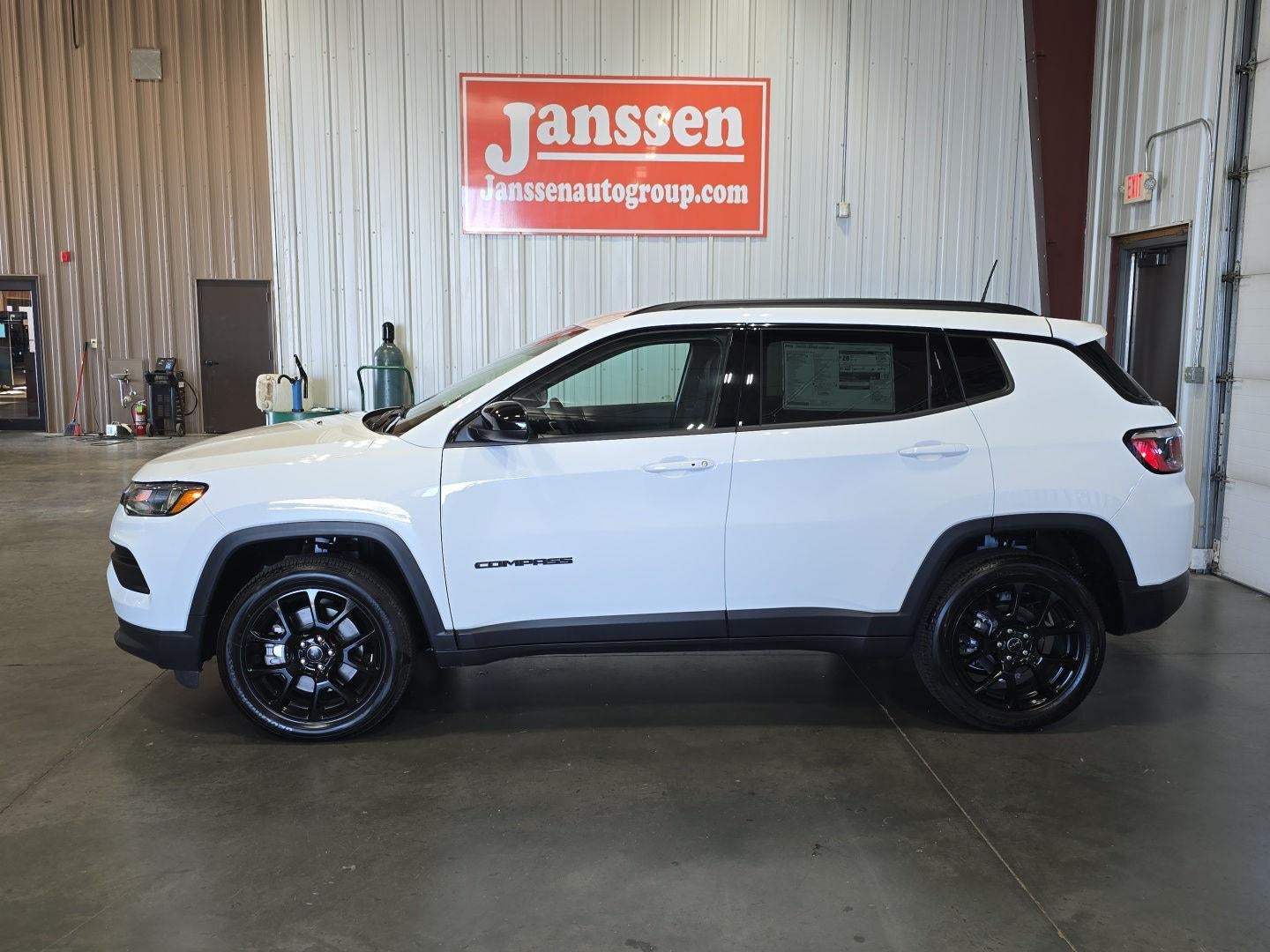 2026 Jeep Compass COMPASS LATITUDE ALTITUDE 4X4