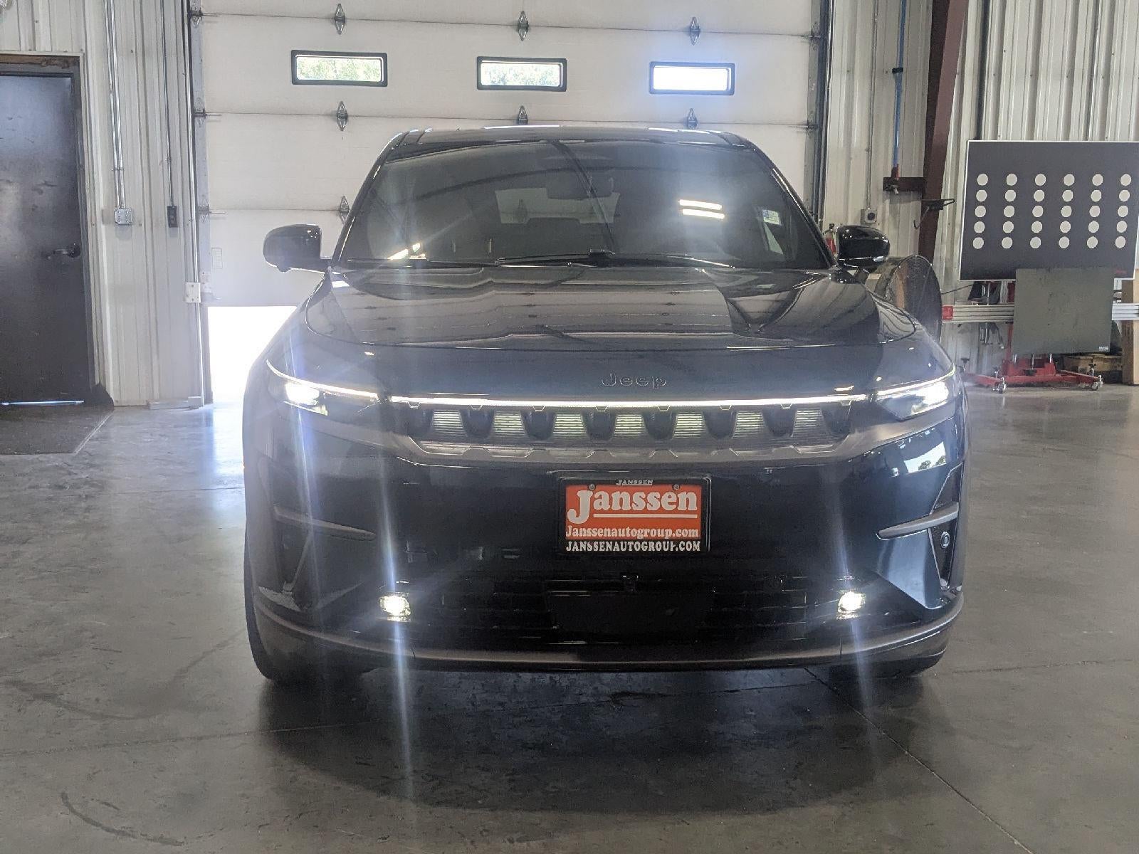 2025 Jeep Wagoneer S WAGONEER S LAUNCH EDITION