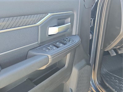 2027 RAM 3500 RAM 3500 BIG HORN CREW CAB 4X4 8' BOX