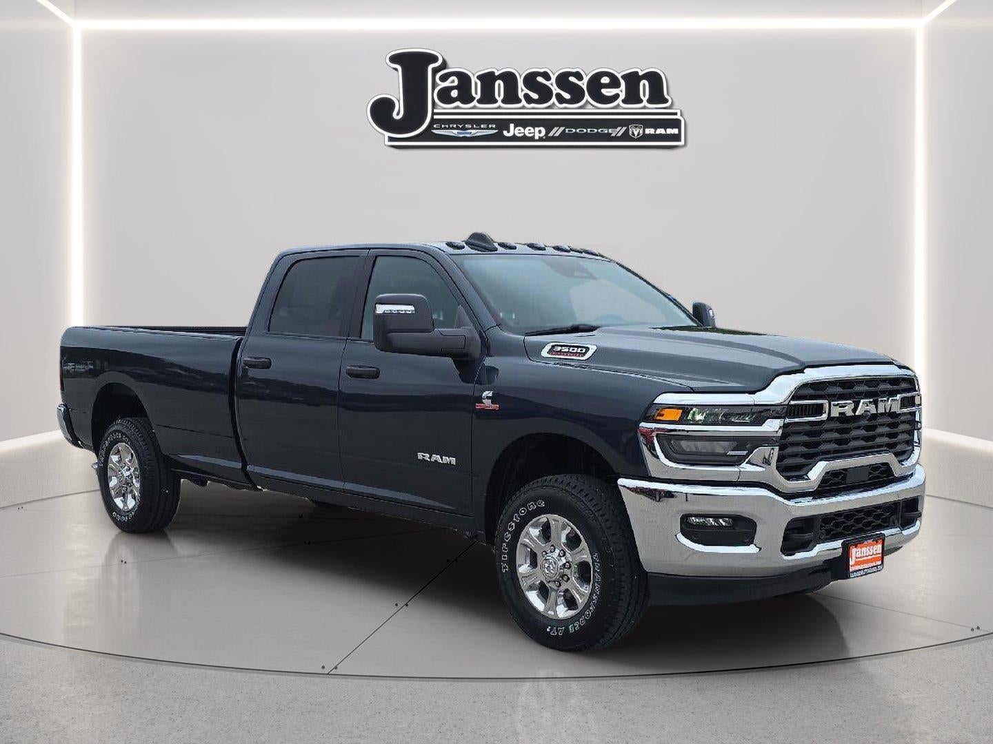 2027 RAM 3500 RAM 3500 BIG HORN CREW CAB 4X4 8' BOX