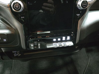 2026 RAM 2500 RAM 2500 BLACK EXPRESS CREW CAB 4X4 6'4' BOX