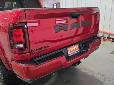 2026 RAM 2500 RAM 2500 BLACK EXPRESS CREW CAB 4X4 6'4' BOX