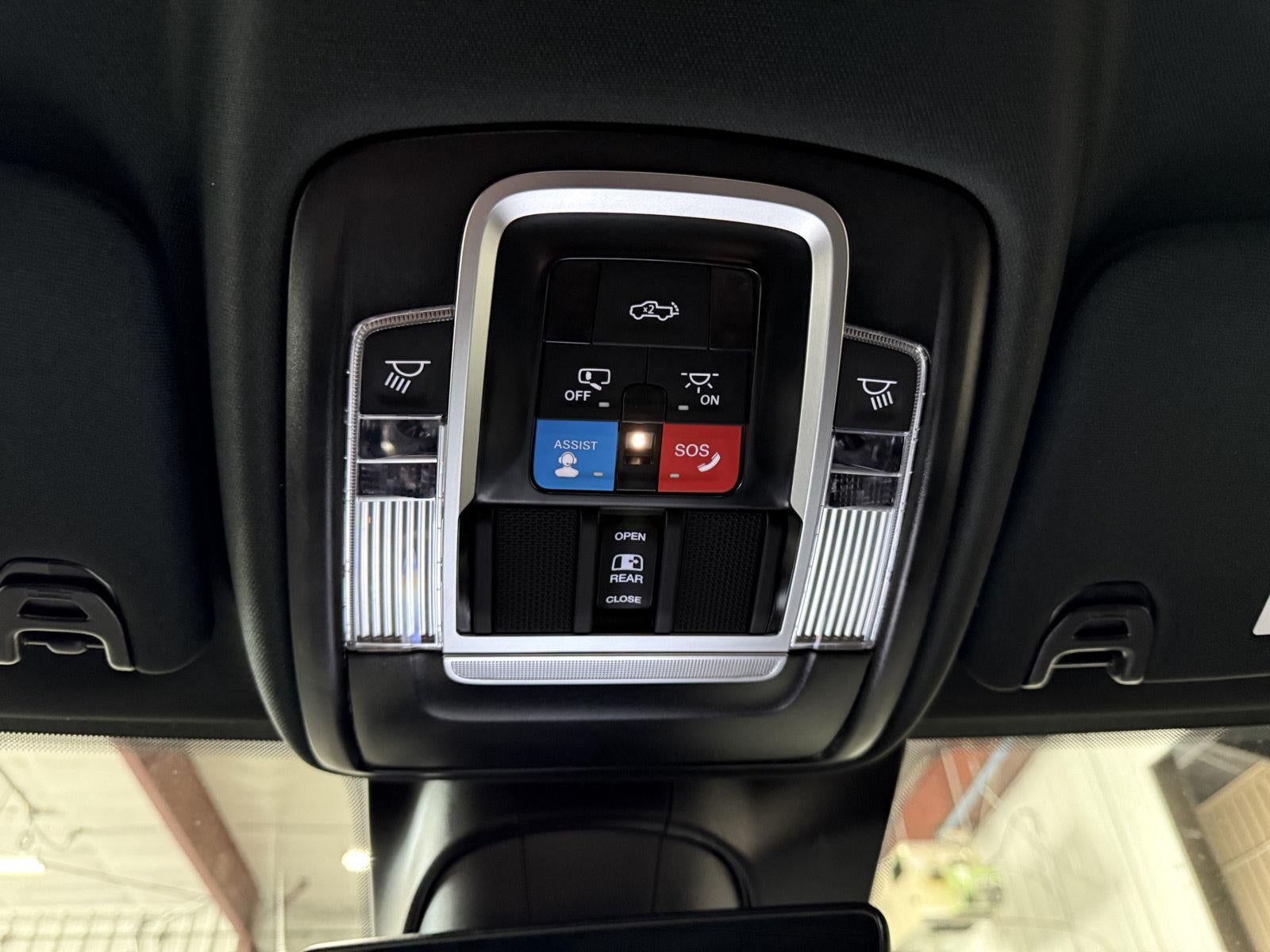 2025 RAM 2500 RAM 2500 REBEL CREW CAB 4X4 6'4' BOX