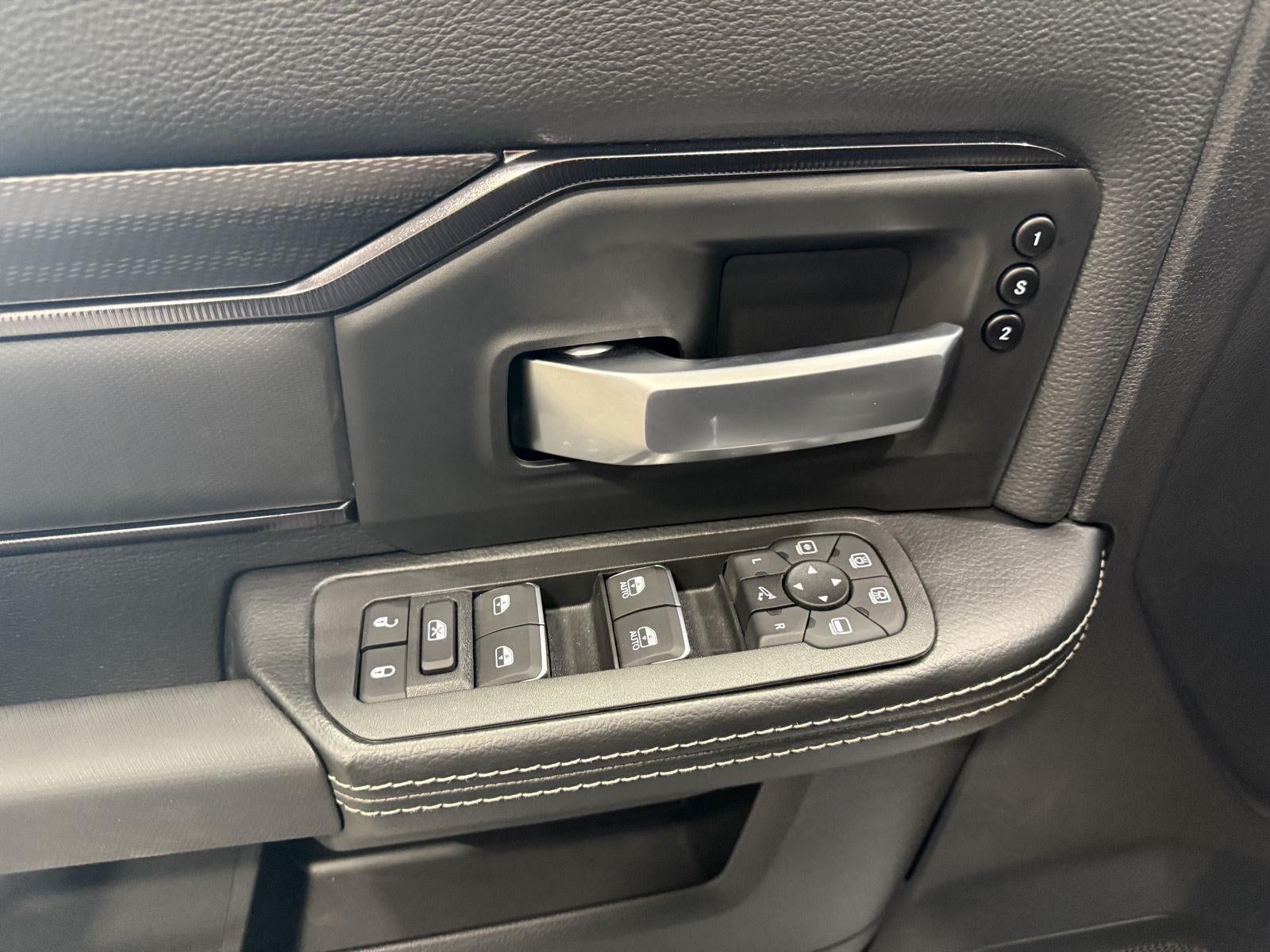 2025 RAM 2500 RAM 2500 REBEL CREW CAB 4X4 6'4' BOX