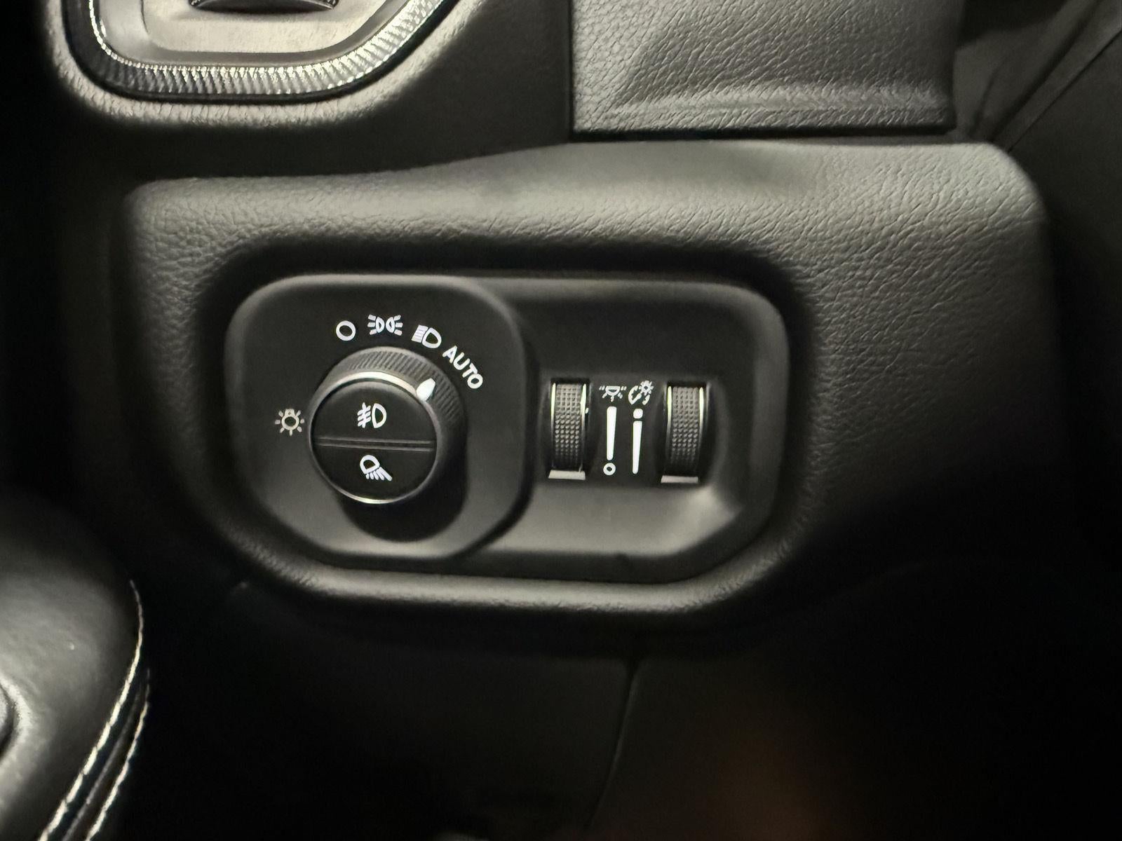 2025 RAM 2500 RAM 2500 REBEL CREW CAB 4X4 6'4' BOX