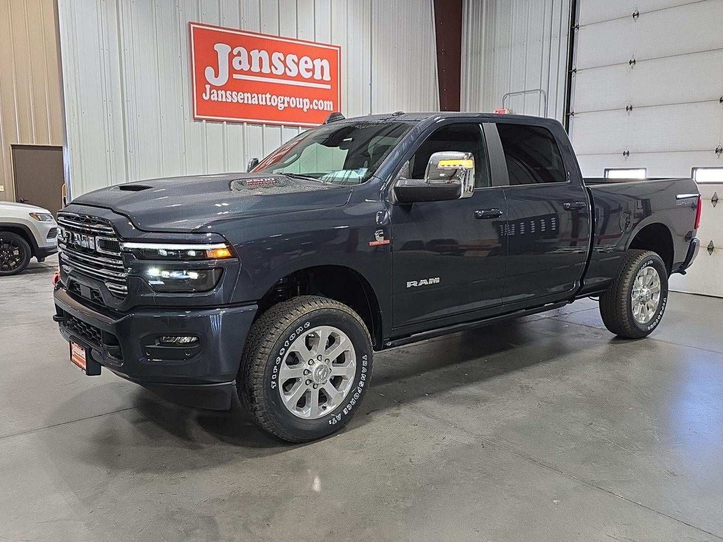 2026 RAM 2500 RAM 2500 LARAMIE CREW CAB 4X4 6'4' BOX