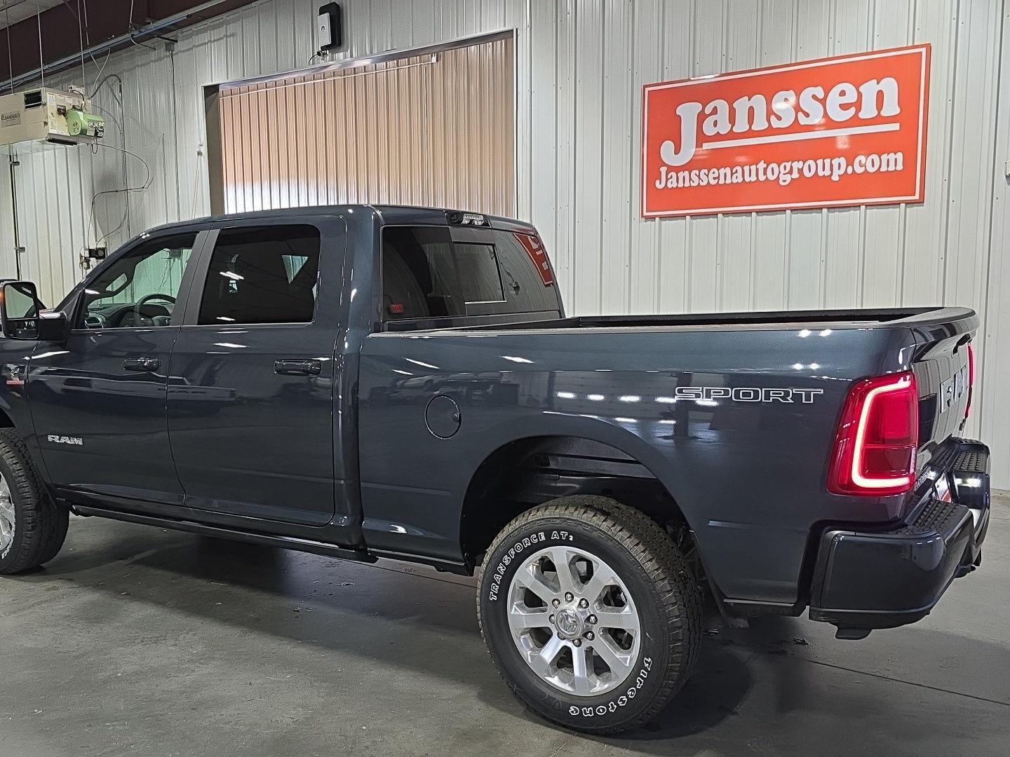 2026 RAM 2500 RAM 2500 LARAMIE CREW CAB 4X4 6'4' BOX