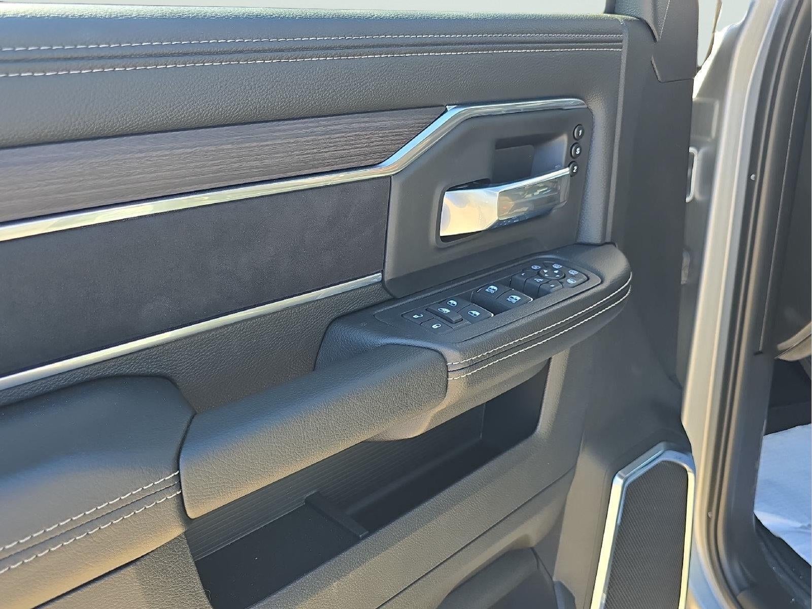 2026 RAM 2500 RAM 2500 LARAMIE CREW CAB 4X4 6'4' BOX
