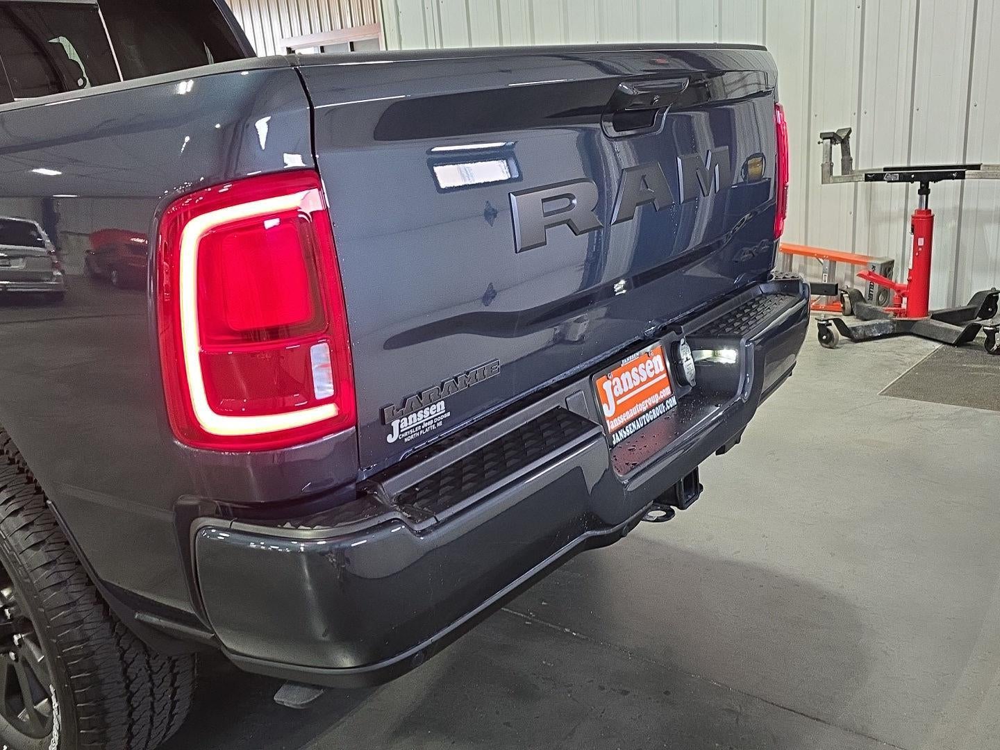 2025 RAM 2500 RAM 2500 LARAMIE CREW CAB 4X4 6'4' BOX