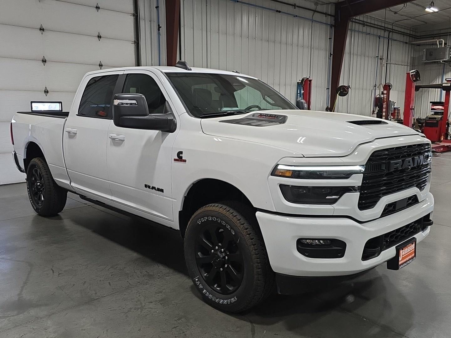2026 RAM 2500 RAM 2500 LARAMIE CREW CAB 4X4 6'4' BOX