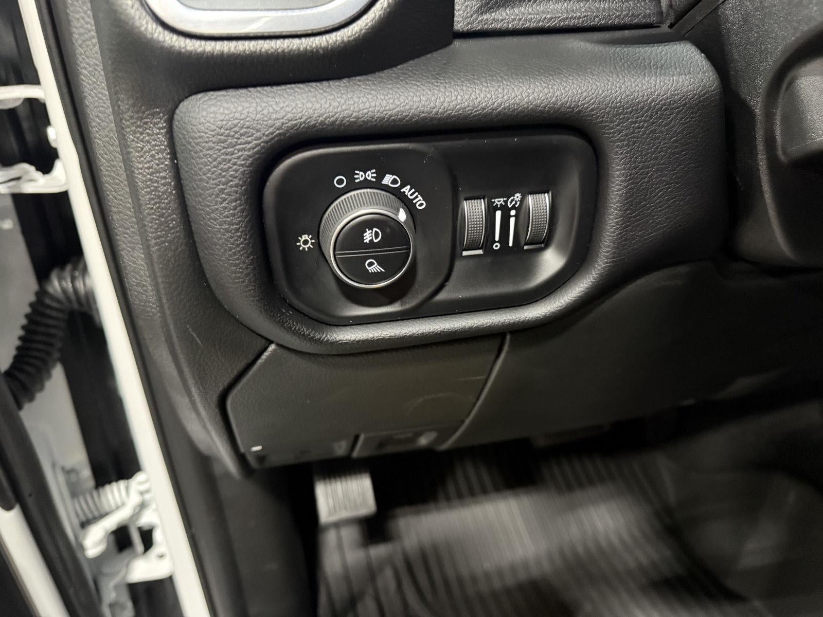 2025 RAM 2500 RAM 2500 LARAMIE CREW CAB 4X4 6'4' BOX