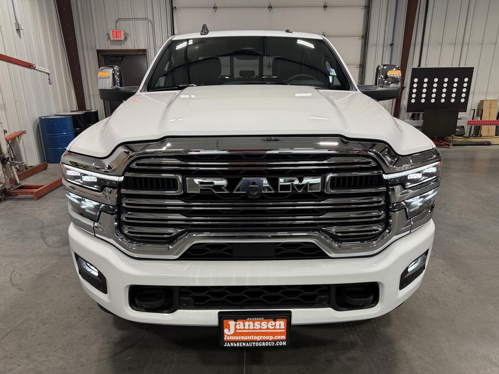 2025 RAM 2500 RAM 2500 LARAMIE CREW CAB 4X4 6'4' BOX