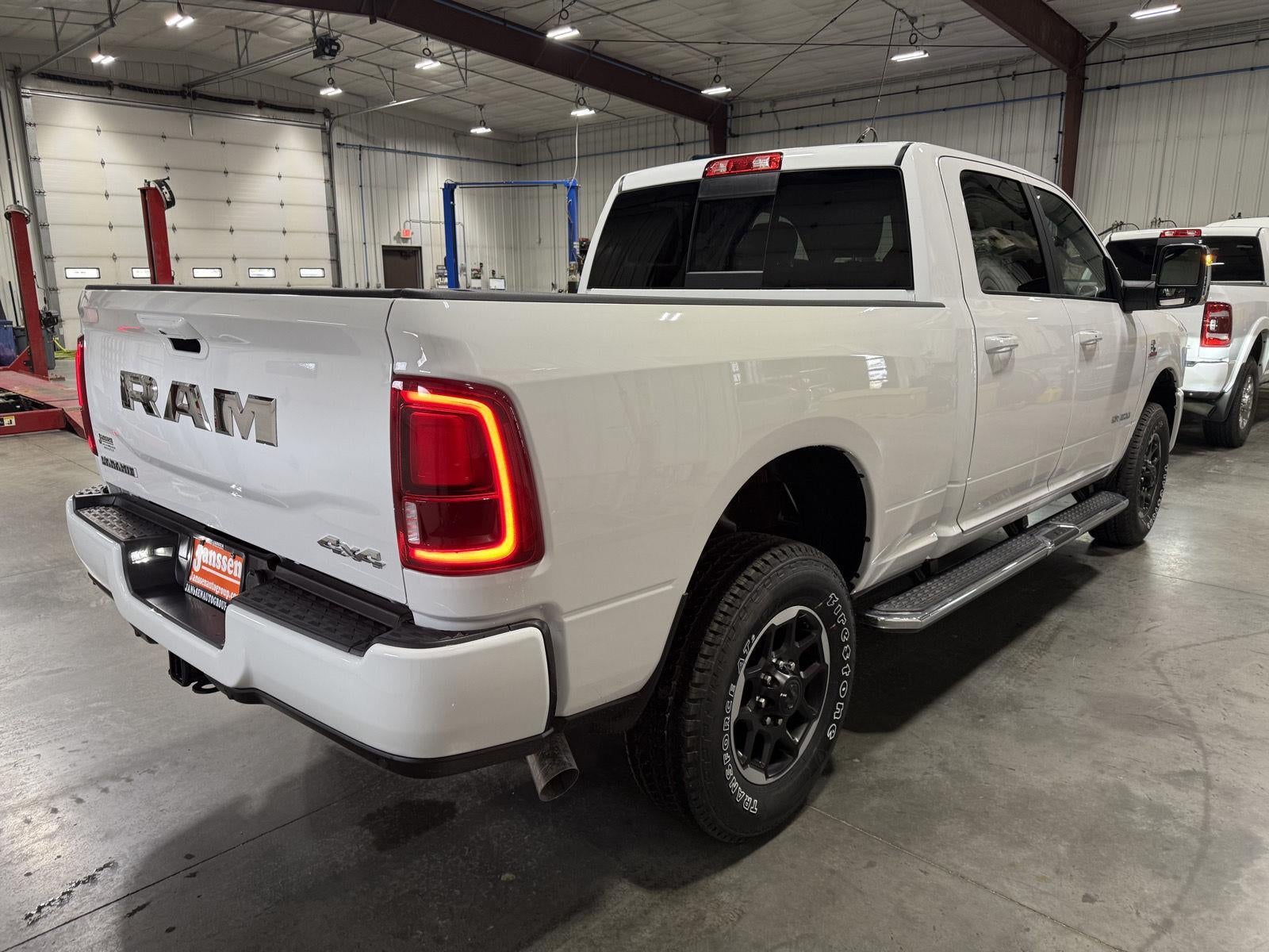 2025 RAM 2500 RAM 2500 LARAMIE CREW CAB 4X4 6'4' BOX