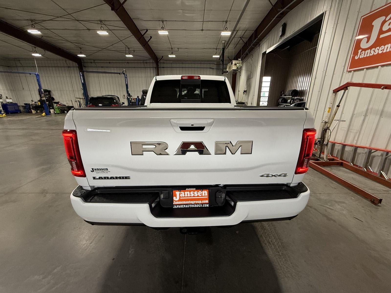 2025 RAM 2500 RAM 2500 LARAMIE CREW CAB 4X4 6'4' BOX