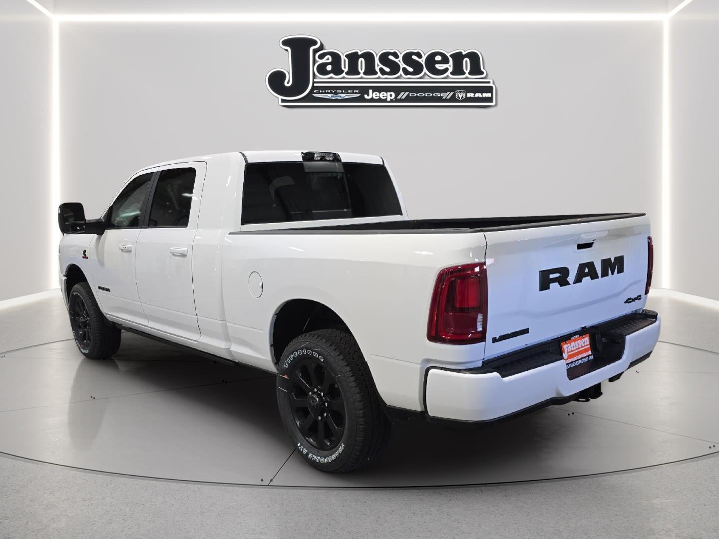 2026 RAM 2500 RAM 2500 LARAMIE MEGA CAB 4X4 6'4' BOX