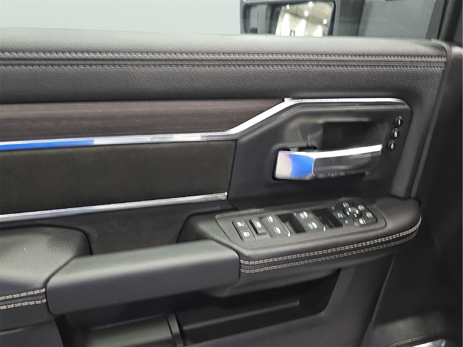 2026 RAM 2500 RAM 2500 LARAMIE MEGA CAB 4X4 6'4' BOX