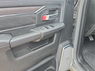 2027 RAM 3500 RAM 3500 LARAMIE CREW CAB 4X4 8' BOX