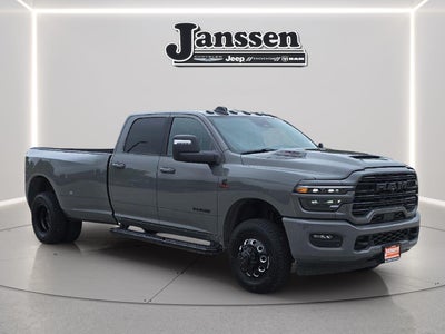 2027 RAM 3500 RAM 3500 LARAMIE CREW CAB 4X4 8' BOX