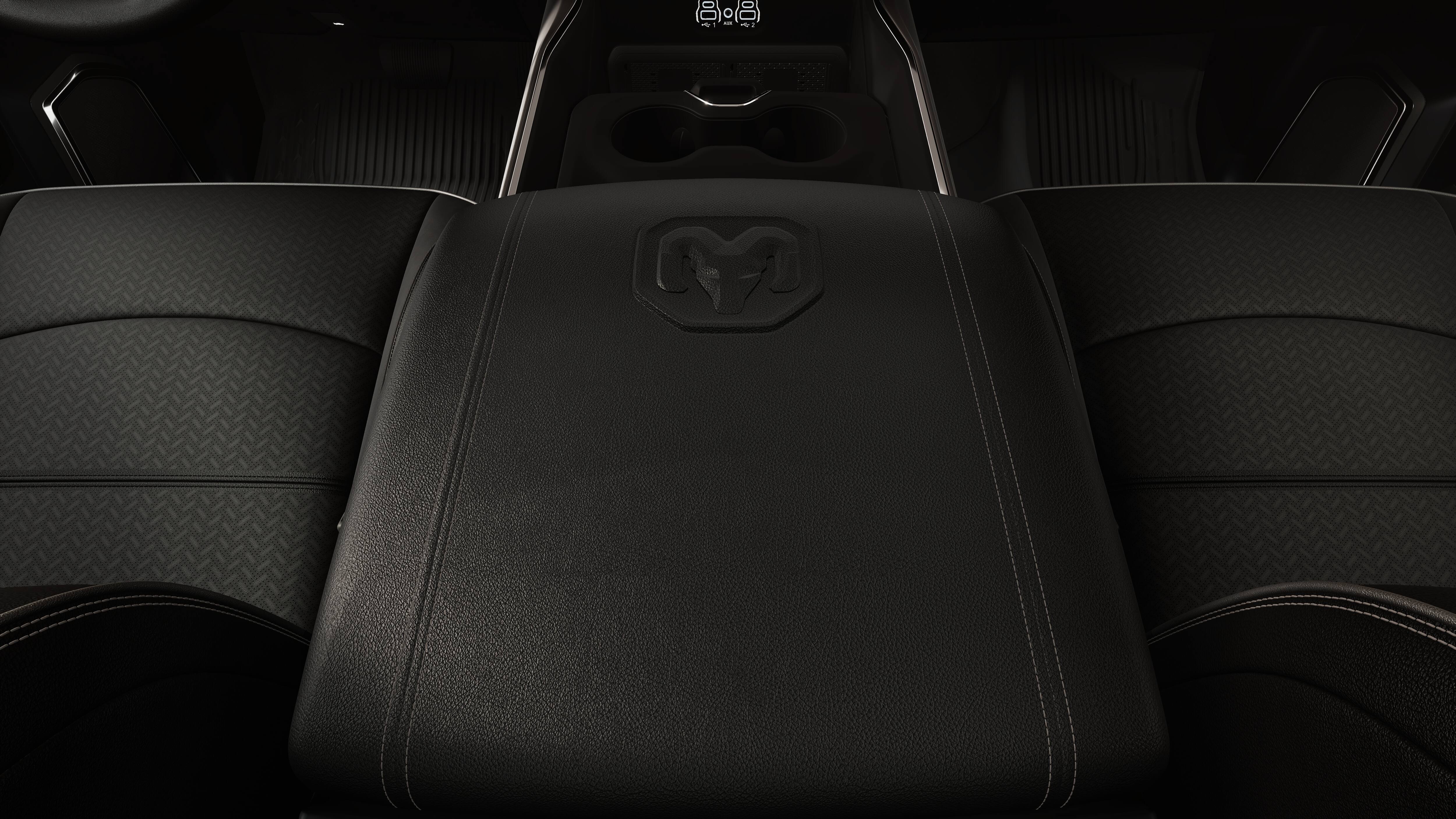 2026 RAM 3500 RAM 3500 LARAMIE CREW CAB 4X4 8' BOX