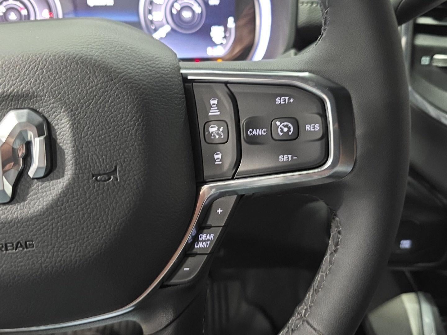 2026 RAM 3500 RAM 3500 LARAMIE CREW CAB 4X4 8' BOX