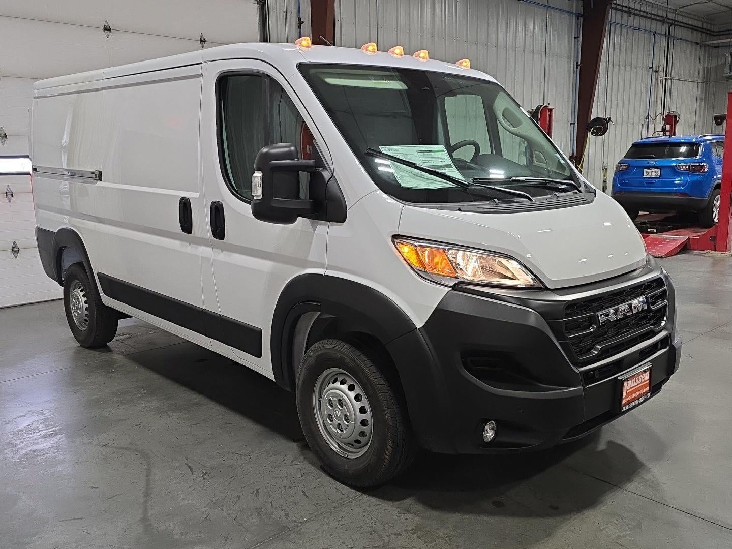 2026 RAM ProMaster 2500 RAM PROMASTER 2500 TRADESMAN CARGO VAN LOW ROOF 136' WB