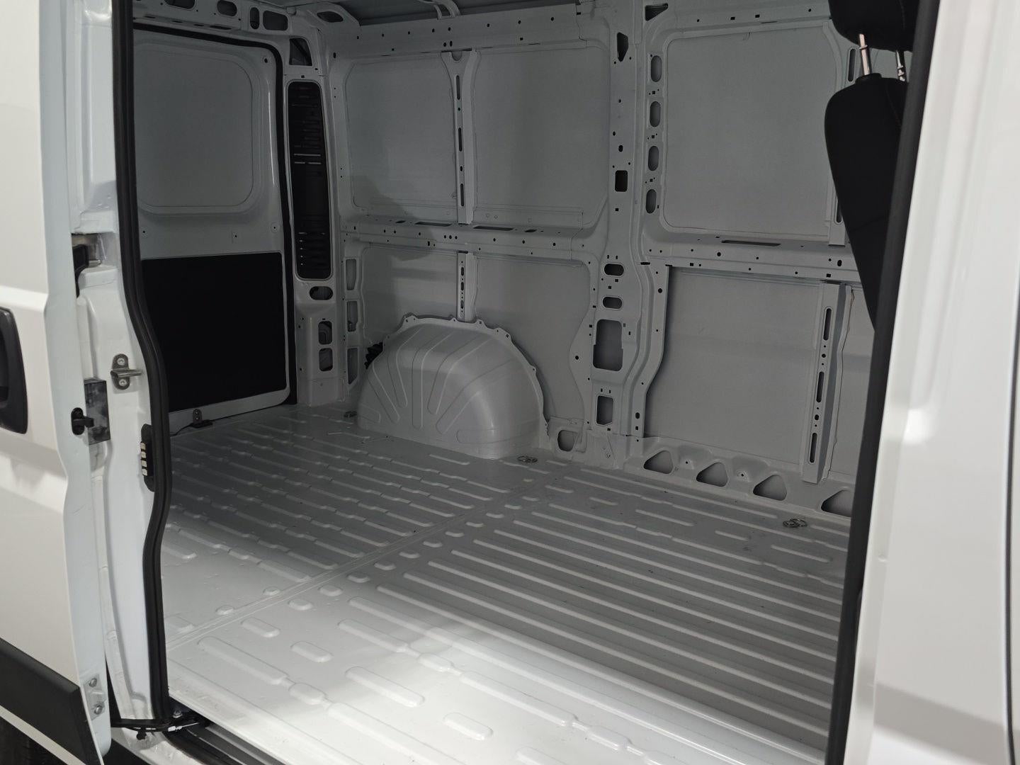 2026 RAM ProMaster 2500 RAM PROMASTER 2500 TRADESMAN CARGO VAN LOW ROOF 136' WB