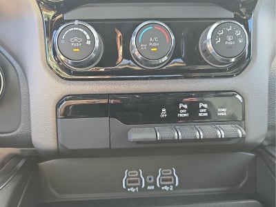 2026 RAM 1500 RAM 1500 BIG HORN CREW CAB 4X4 5'7' BOX