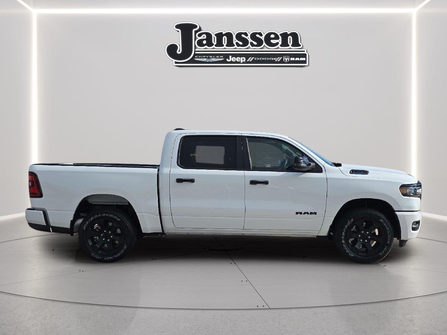 2026 RAM 1500 RAM 1500 BIG HORN CREW CAB 4X4 5'7' BOX