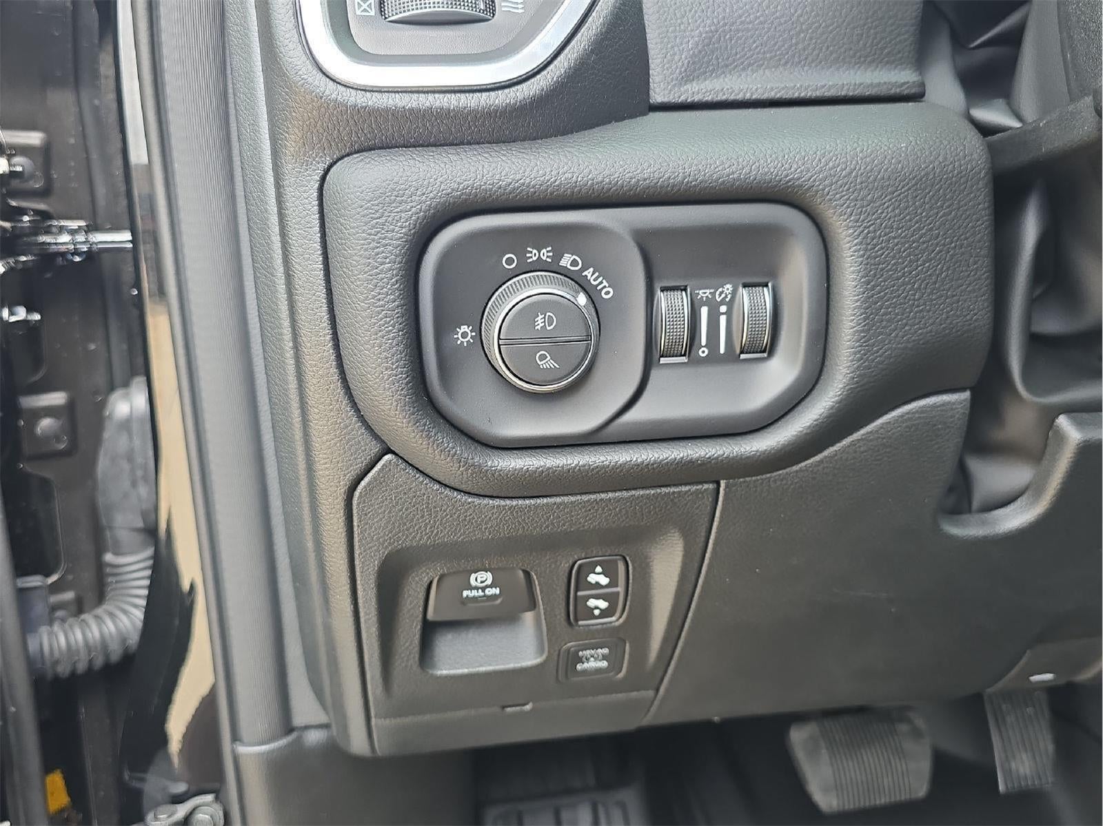 2026 RAM 1500 RAM 1500 LARAMIE CREW CAB 4X4 5'7' BOX