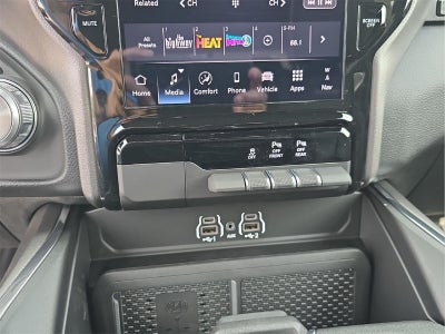 2026 RAM 1500 RAM 1500 LARAMIE CREW CAB 4X4 5'7' BOX