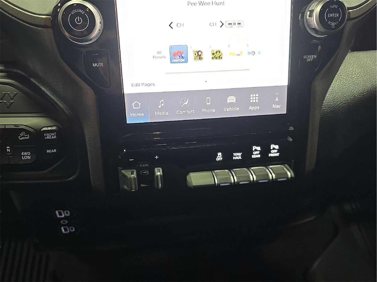 2026 RAM 2500 RAM 2500 TRADESMAN CREW CAB 4X4 6'4' BOX