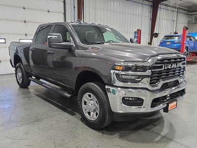 2026 RAM 2500 RAM 2500 TRADESMAN CREW CAB 4X4 6'4' BOX