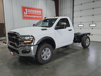 2026 RAM 3500 Chassis Cab RAM 3500 TRADESMAN CHASSIS REGULAR CAB 4X4 60' CA