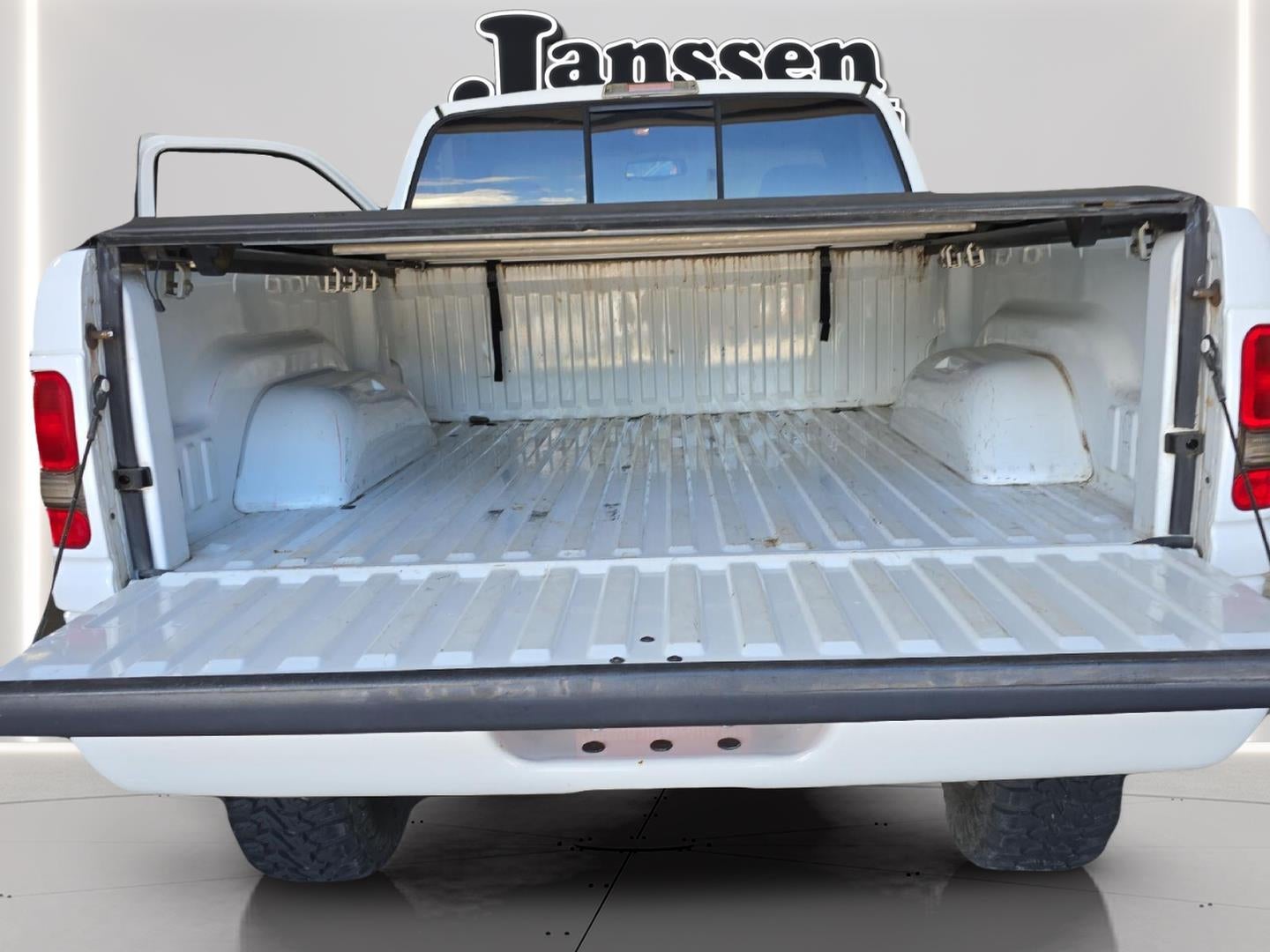 2001 Dodge RAM 1500 Base