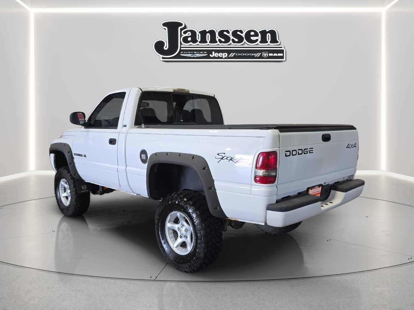 2001 Dodge RAM 1500 Base