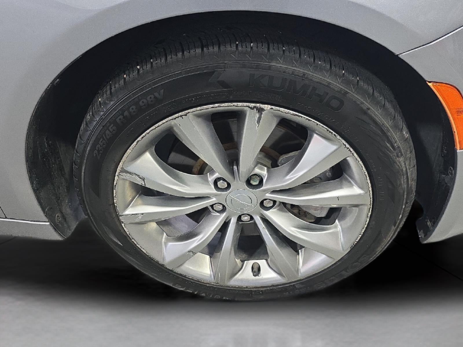 2016 Chrysler 200 S