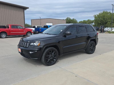 2017 Jeep Grand Cherokee Altitude