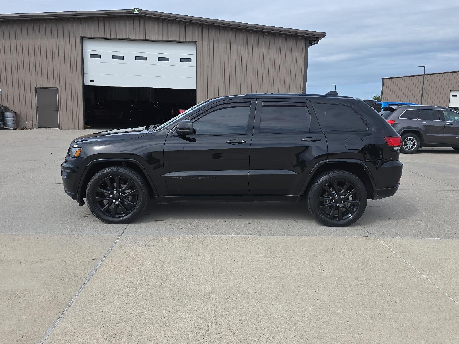 2017 Jeep Grand Cherokee Altitude
