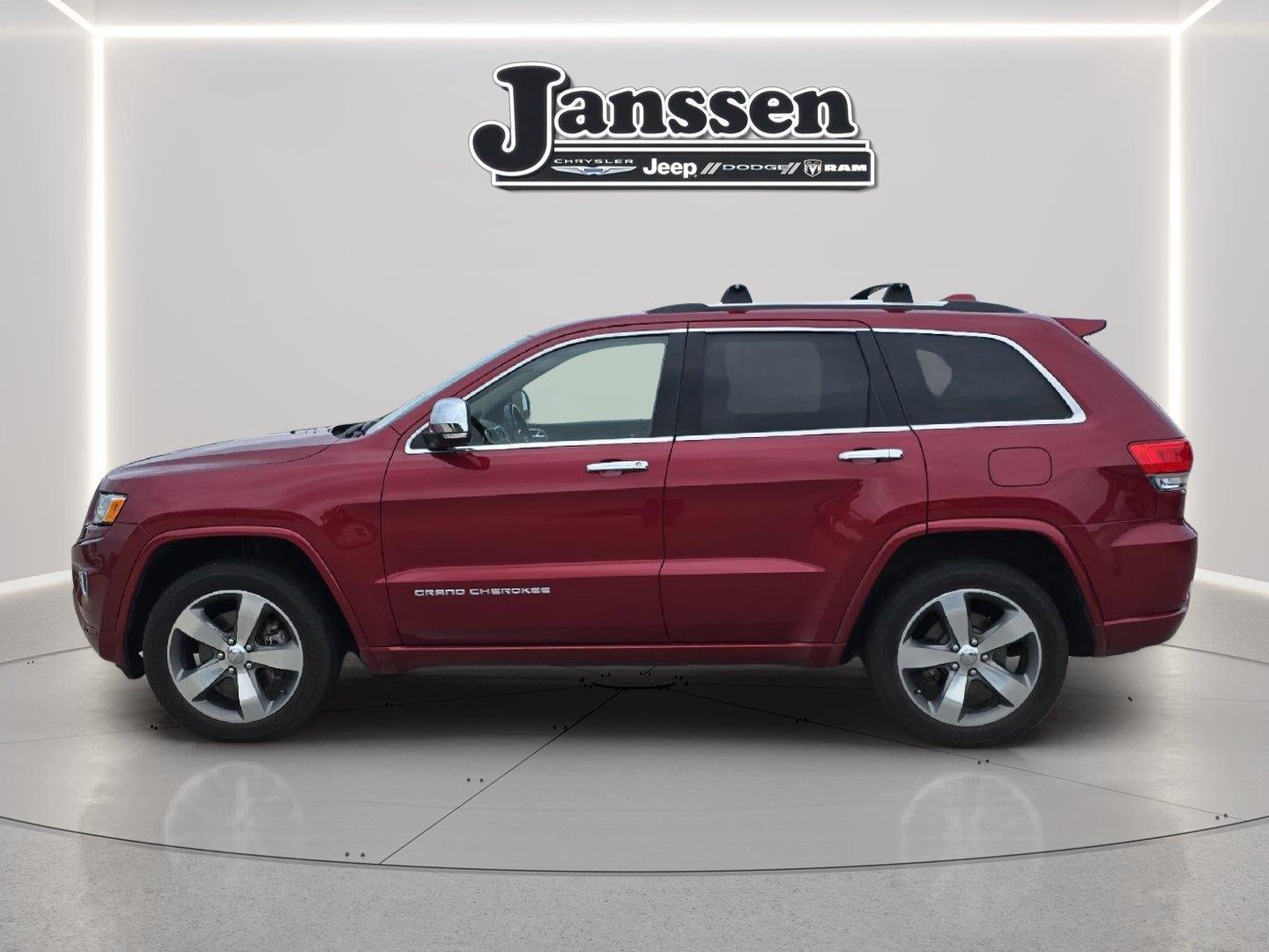 Used 2015 Jeep Grand Cherokee Overland with VIN 1C4RJFCT9FC124787 for sale in North Platte, NE